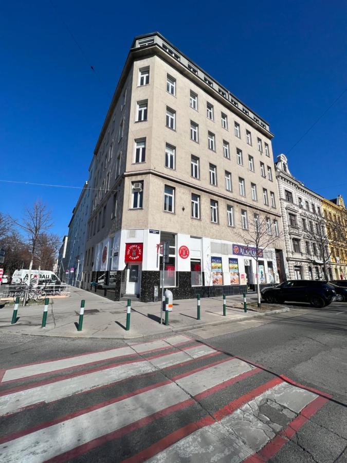 Delightful 1 Bedroom Near Schoenbrunn And Westbahnhof With Big Porch Viena Exterior foto