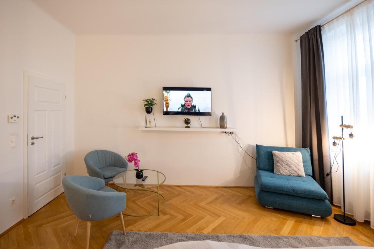 Delightful 1 Bedroom Near Schoenbrunn And Westbahnhof With Big Porch Viena Exterior foto